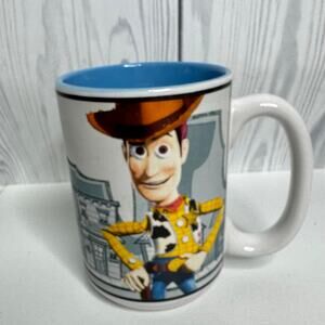 VTG Toy Story Sheriff Woody W/Town Scene LG Coffee Mug Disney Store Blue Inside
